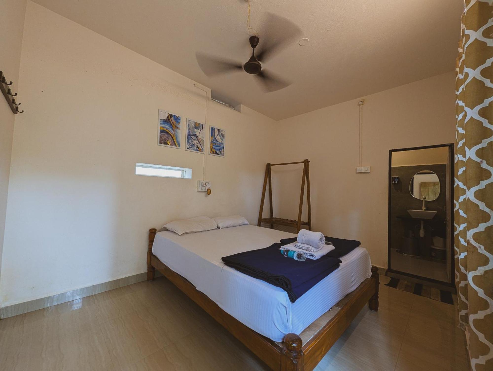 Sunset Cafe Beach Stay Gokarna  Exterior foto